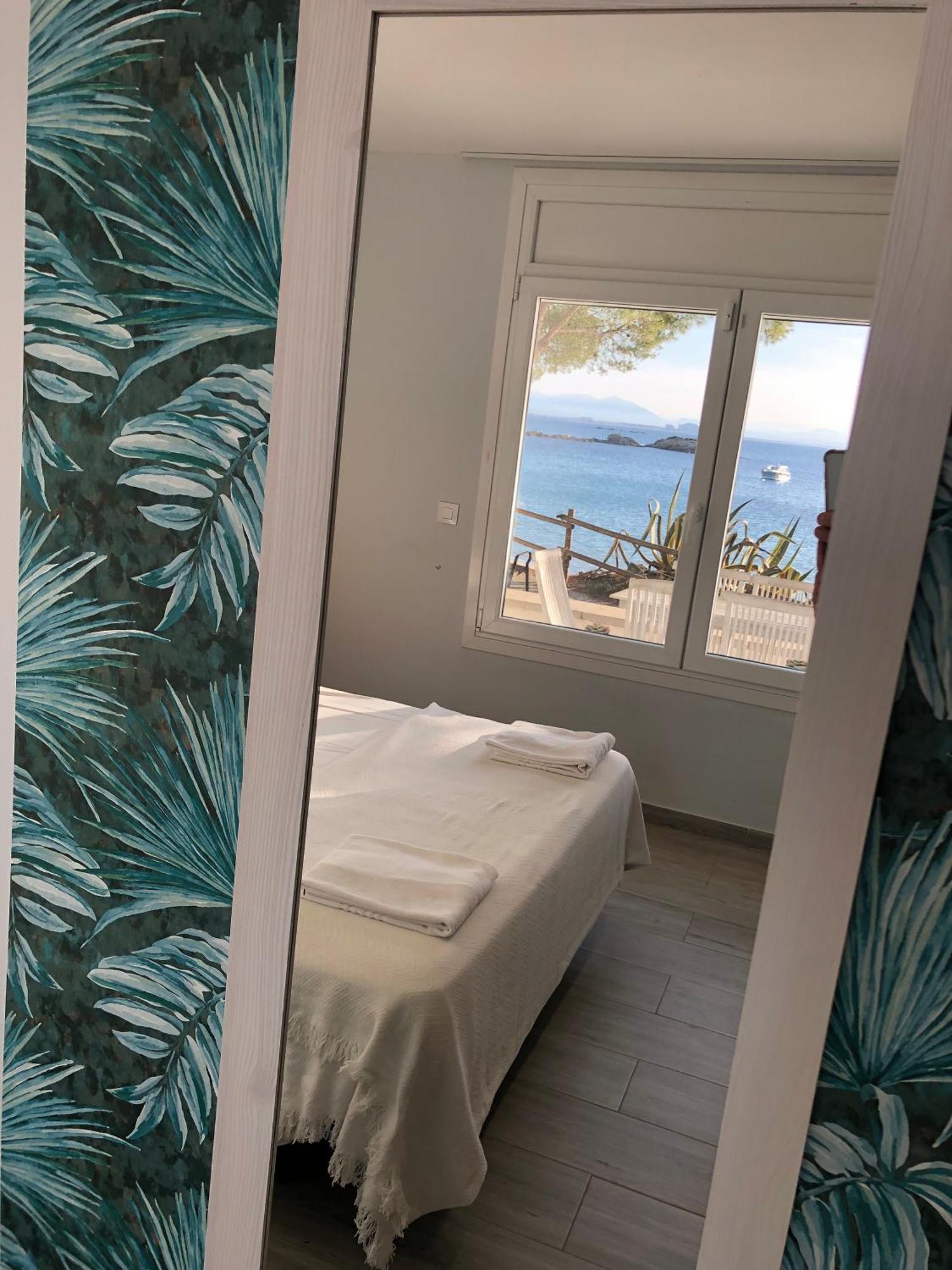 Almadrava Beach House By Veuras El Mar Villa Roses